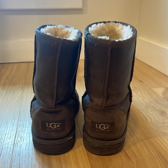 UGG Australia brown leather boot, Size US 5 - Picture 4 of 7